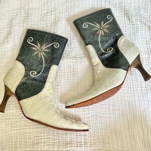 El Canelo | Gray White Floral Embroidered Leather Pointed Croc High Heel Boots